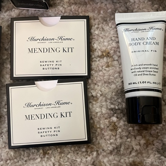 NEW - Lot of 12 Murchison-Hume Luxury Bath Hotel Amenities